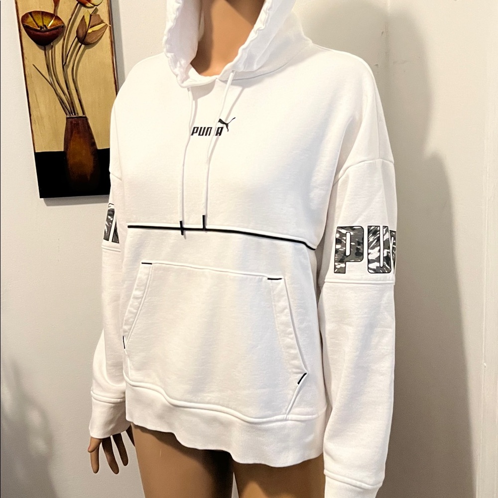 🐾NEW PUMA HOODIE🐾 - Picture 8 of 8